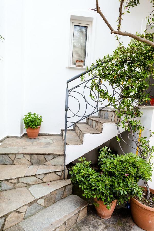 Apartmán Casa Bianca Μεζονέτα Με Θέα Στη Θάλασσα Neos Marmaras Exteriér fotografie